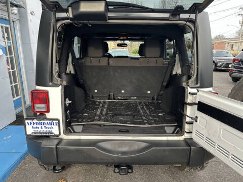 2016 Jeep Wrangler Unlimited Sport