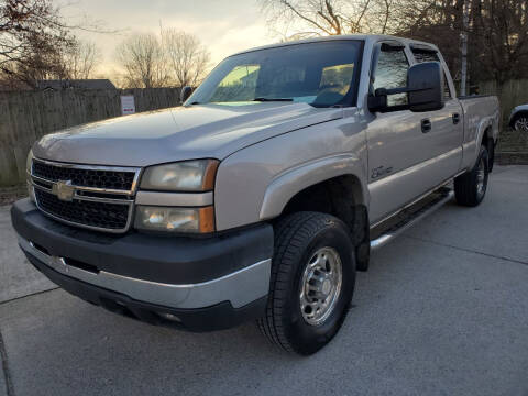 2007 Chevrolet Silverado 2500HD Classic for sale at Woodford Car Company in Versailles KY