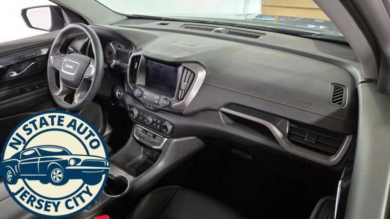 2023 GMC Terrain AT4