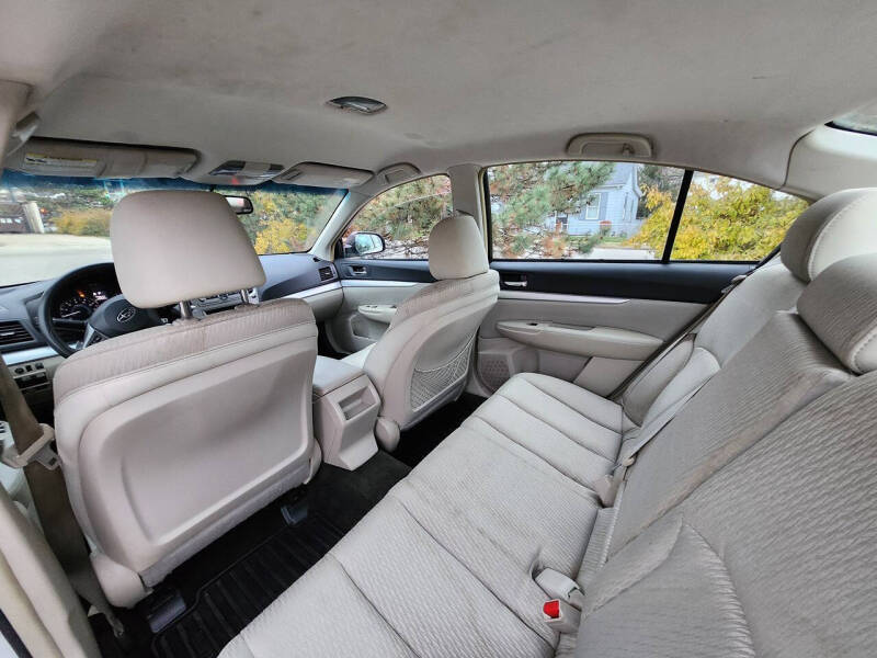 2012 Subaru Legacy 2.5i