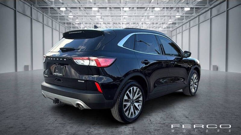 2021 Ford Escape Titanium