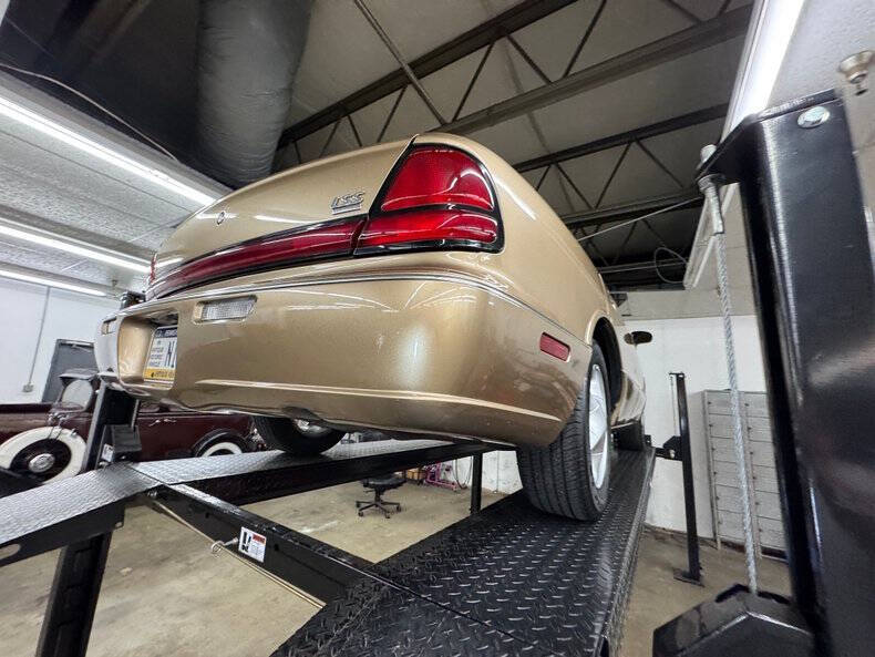 1998 Oldsmobile LSS