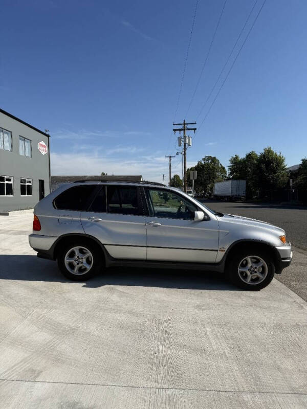 2003 BMW X5 3.0i