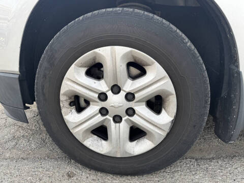 2017 Chevrolet Traverse LS