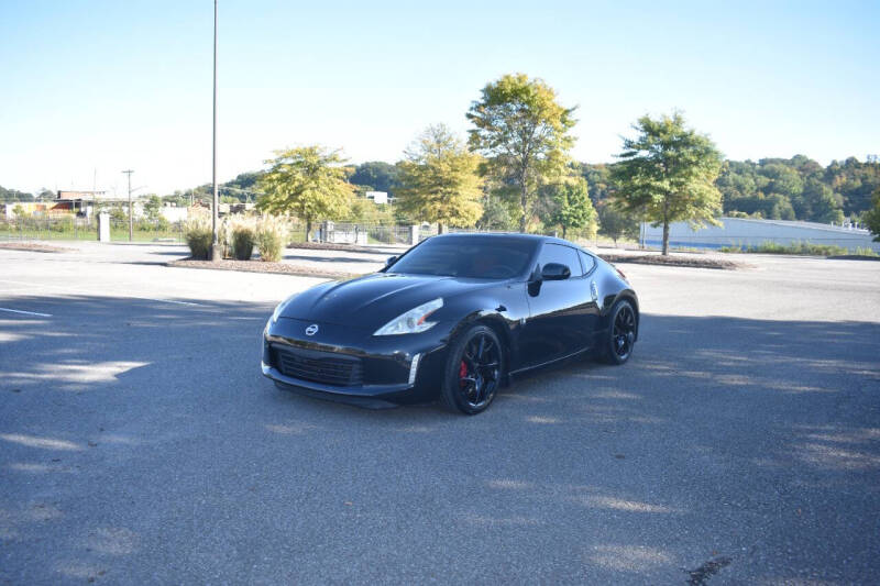 2013 Nissan 370Z Coupe Touring photo 2