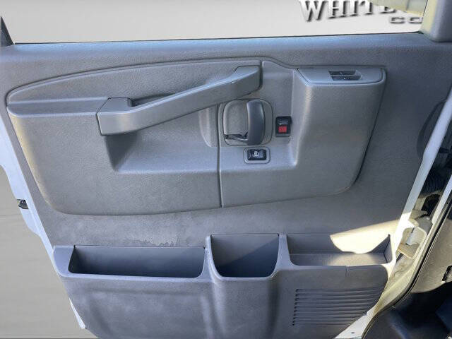 2017 Chevrolet Express 2500