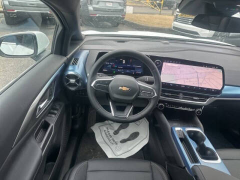 2026 Chevrolet Equinox EV LT 2