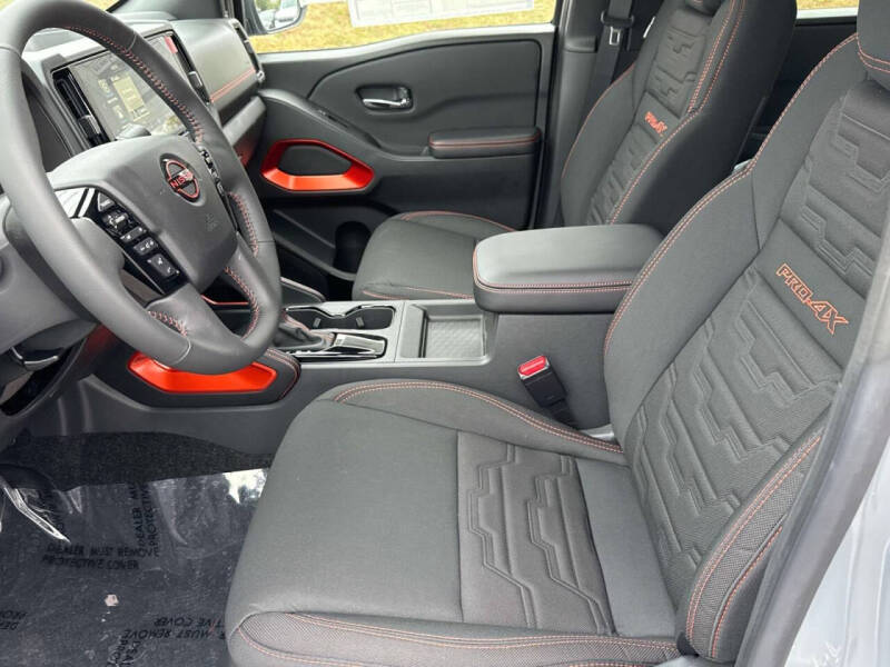 2025 Nissan Frontier PRO-4X