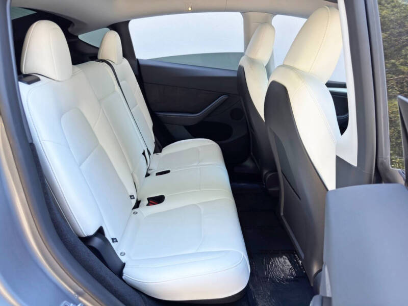 2024 Tesla Model Y Long Range