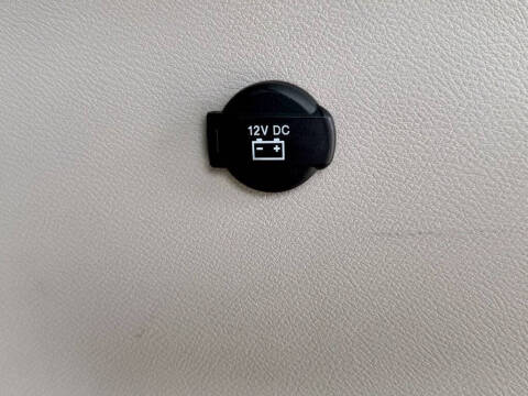 2024 Chrysler Pacifica Plug-In Hybrid Select