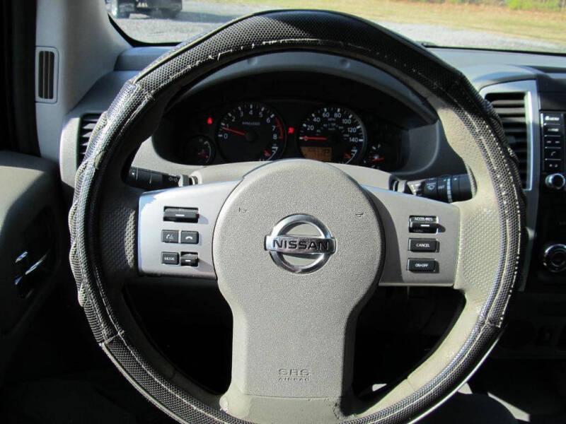 2019 Nissan Frontier SV