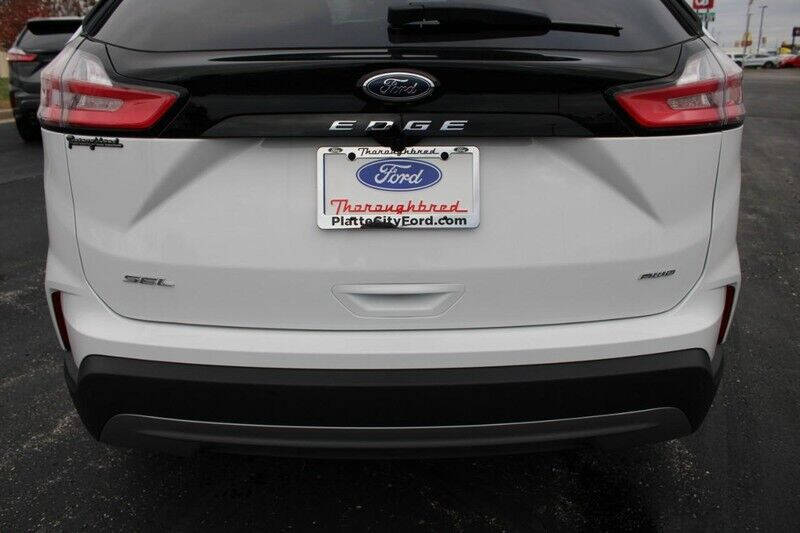 2021 Ford Edge SEL