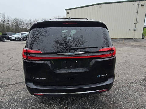 2021 Chrysler Pacifica Hybrid Touring L