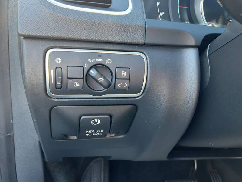 2015 Volvo V60 T5 Drive-E Premier