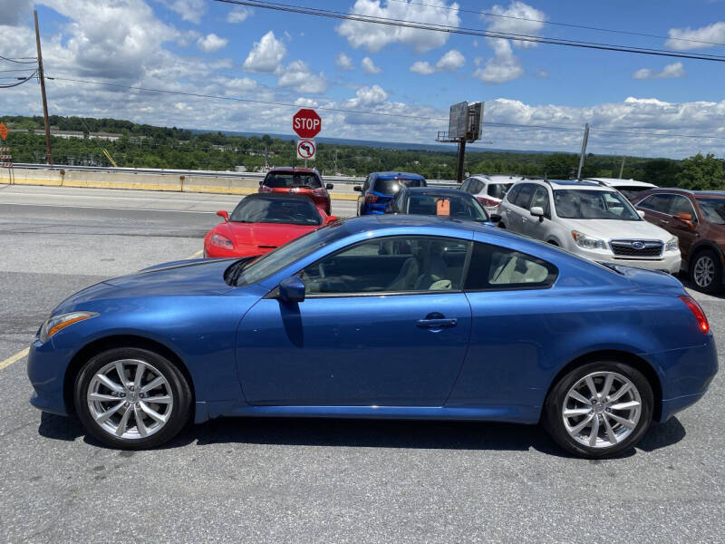 2011 Infiniti G37 Coupe x