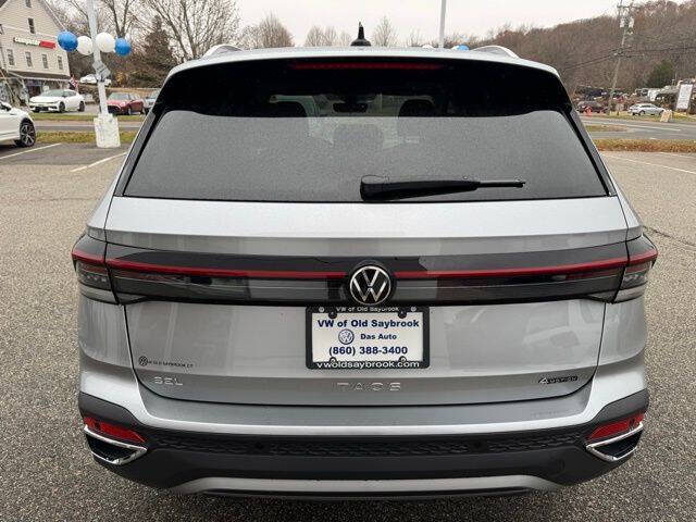 2026 Volkswagen Taos SEL 4Motion