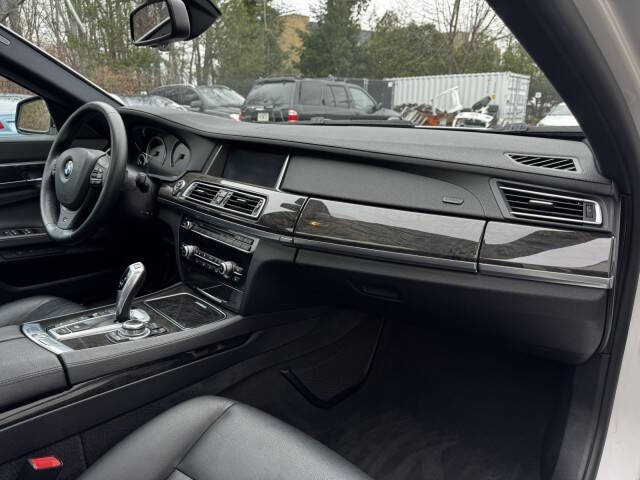 2013 BMW 7 Series 740Li xDrive
