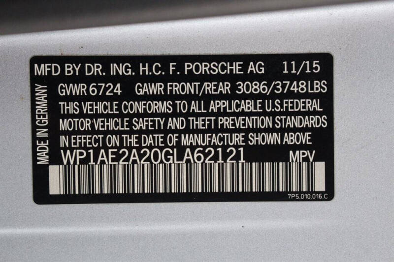 2016 Porsche Cayenne S E-Hybrid
