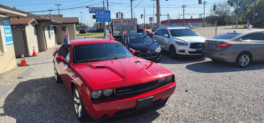 2013 Dodge Challenger for sale at ESELL AUTO SALES in Cahokia, IL