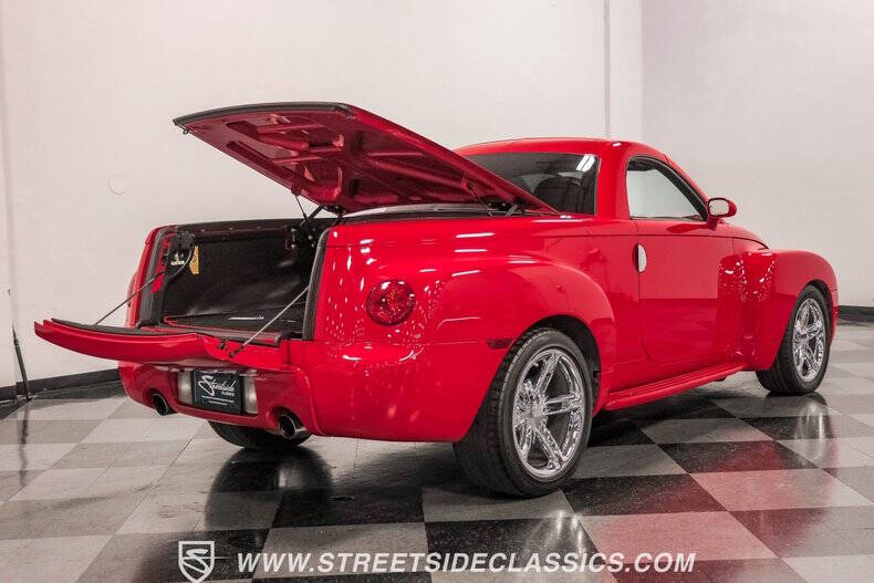 2003 Chevrolet SSR LS