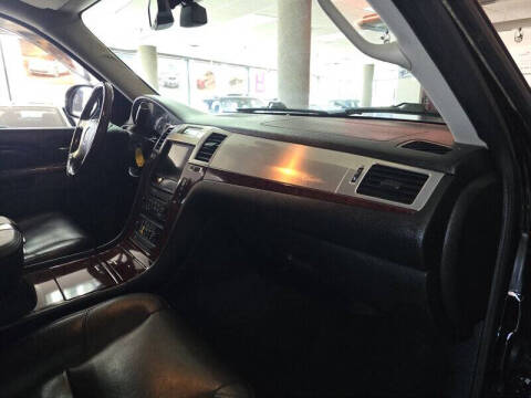 2011 Cadillac Escalade ESV Luxury