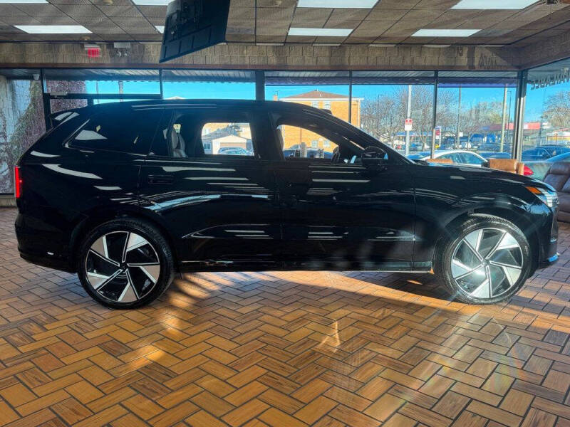 2025 Volvo EX90 Twin Plus 7P