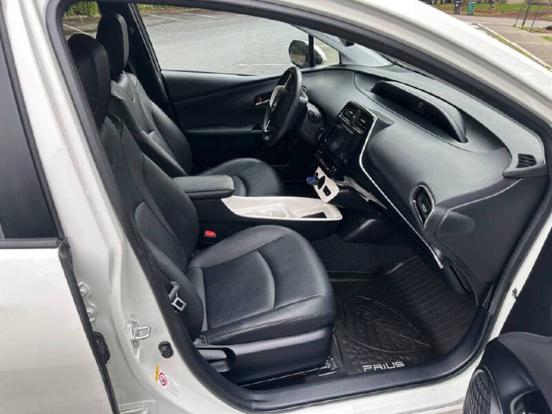 2016 Toyota Prius Four