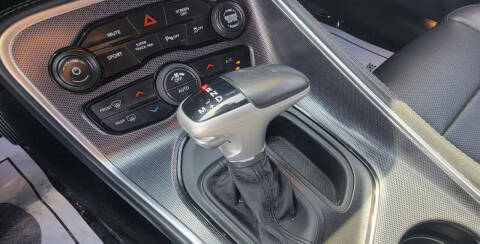 2017 Dodge Challenger SXT Plus