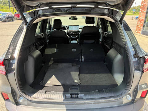2025 Ford Escape Platinum