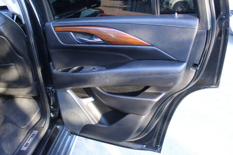 2017 Cadillac Escalade Luxury