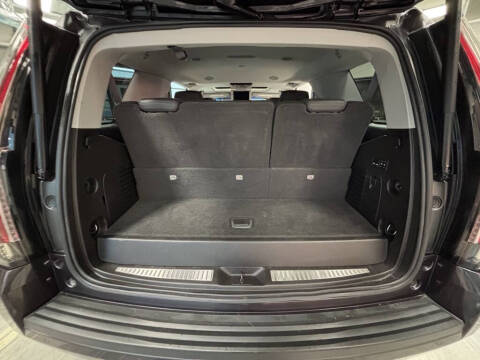 2016 Cadillac Escalade Luxury Collection