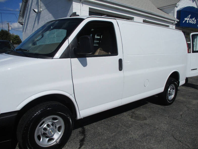 2021 Chevrolet Express 2500