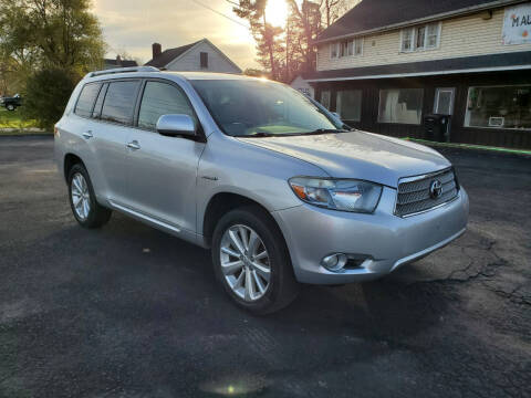 2009 Toyota Highlander Hybrid for sale at Motor House in Alden NY