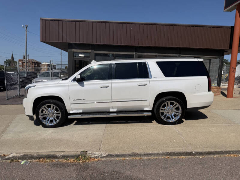2016 GMC Yukon XL SLT