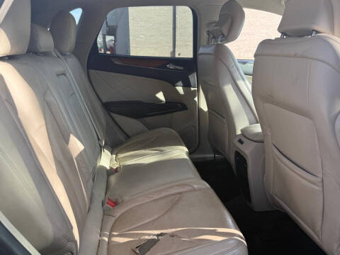 2017 Lincoln MKC Select