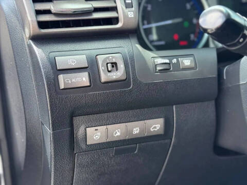 2011 Lexus LX 570