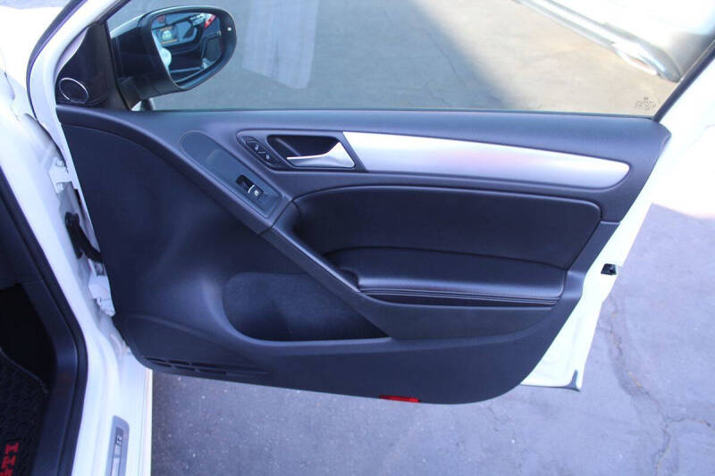 2012 Volkswagen Golf R