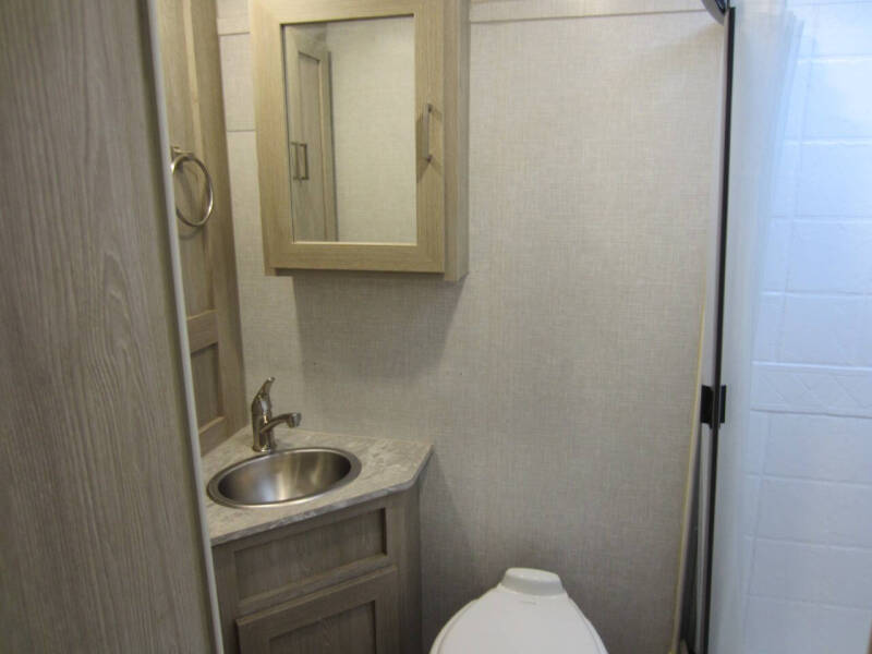 2022 Flagstaff E-Pro Series E19FDS