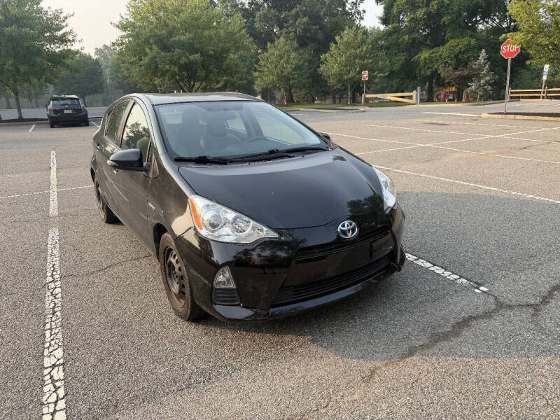 2013 Toyota Prius c One