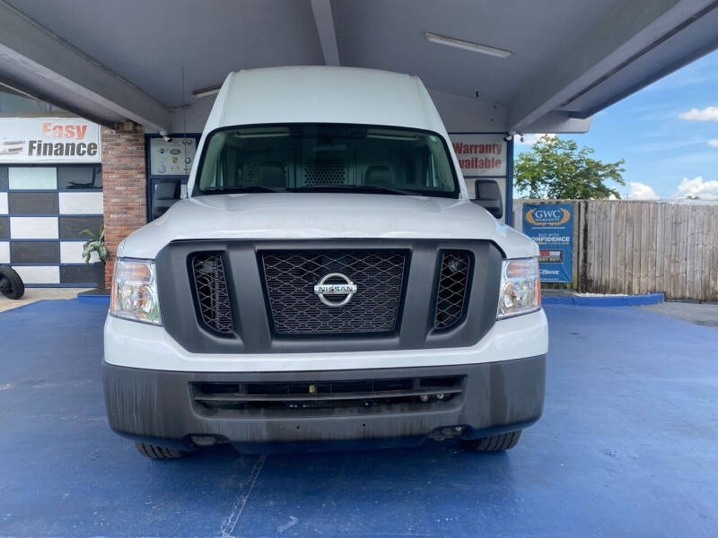 2013 Nissan NV Cargo 2500 HD SV