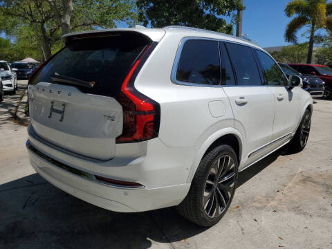 2025 Volvo XC90 T8 Ultra Bright Theme 7P