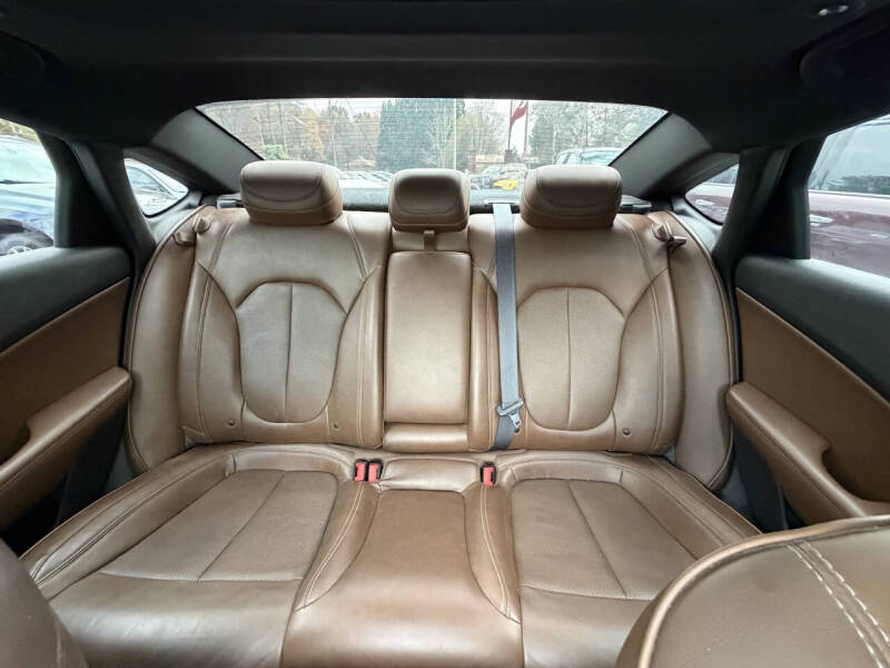 2017 Chrysler 200 C Platinum