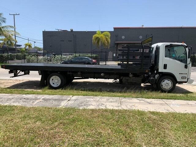 2014 Isuzu NRR