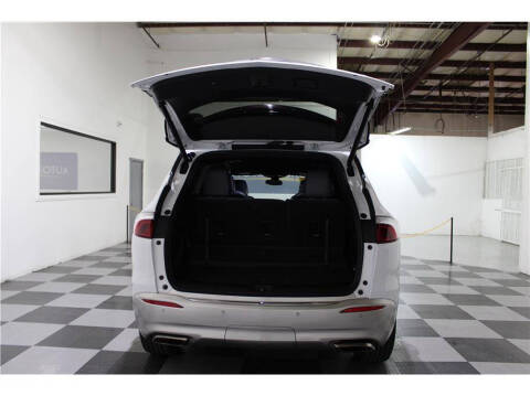 2022 Buick Enclave Essence