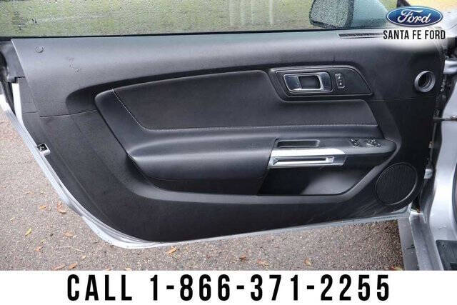 2021 Ford Mustang EcoBoost