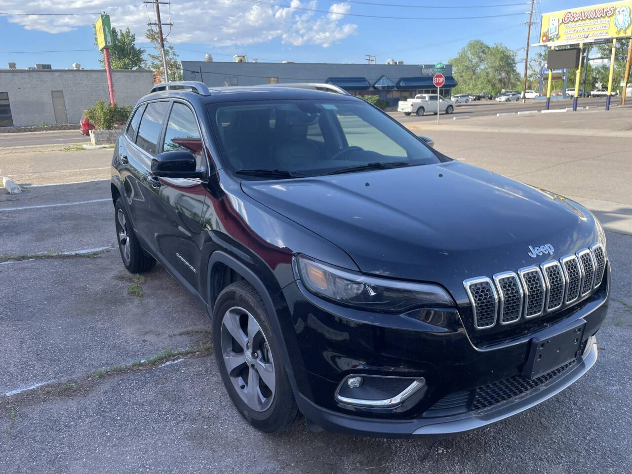 2019 Jeep Cherokee for sale at Ganda Auto Sales in Denver, CO