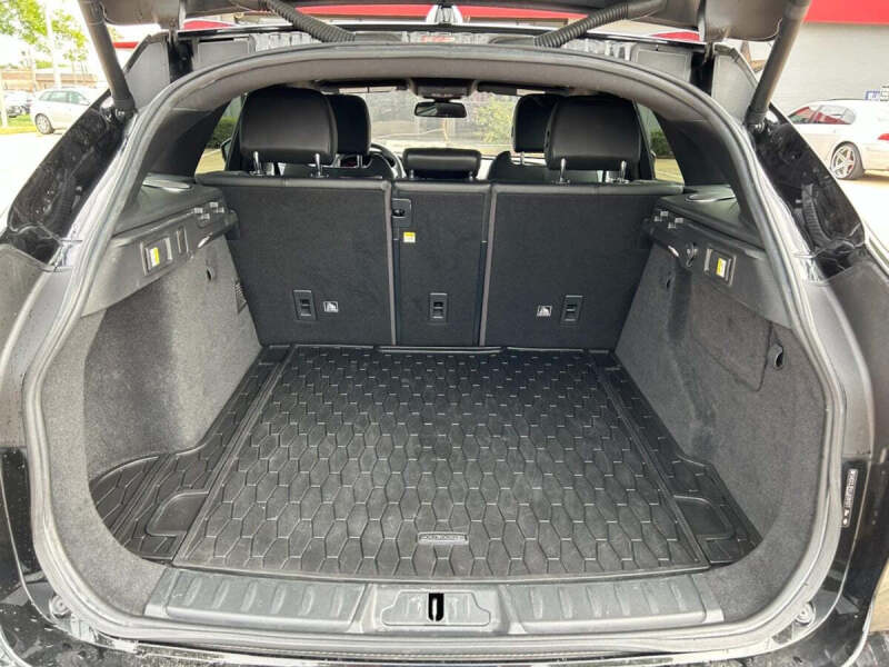 2018 Jaguar F-PACE 25t R-Sport