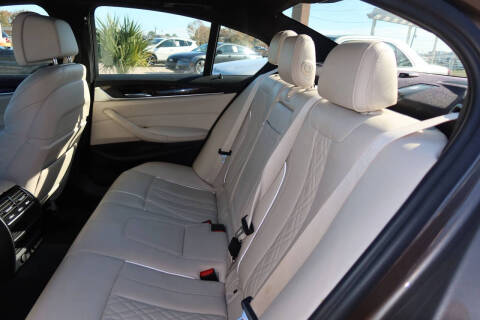 2018 BMW 5 Series 530i