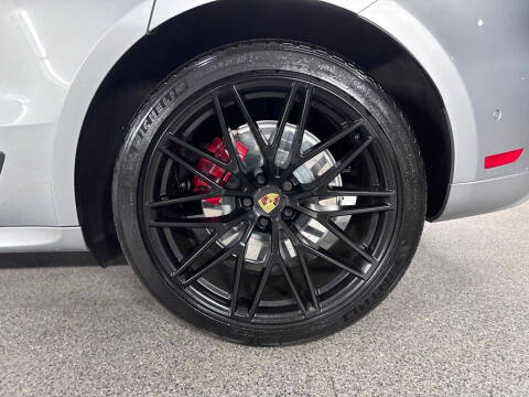 2022 Porsche Macan GTS