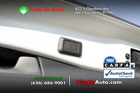 2025 Toyota RAV4 Hybrid XLE Premium